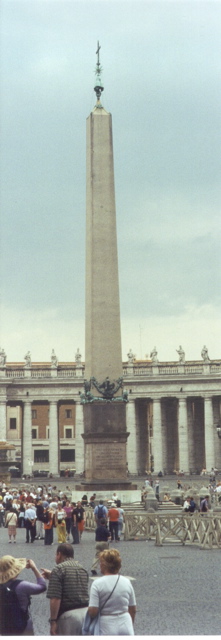 VaticanSquare-Obelisk
