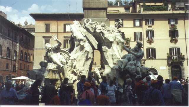 Fountain-Oblesik-Closeup4
